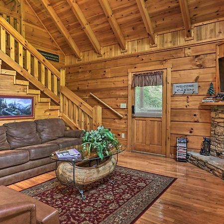 Gatlinburg Mountainside Escape With Deck And Hot Tub! Villa Exterior photo
