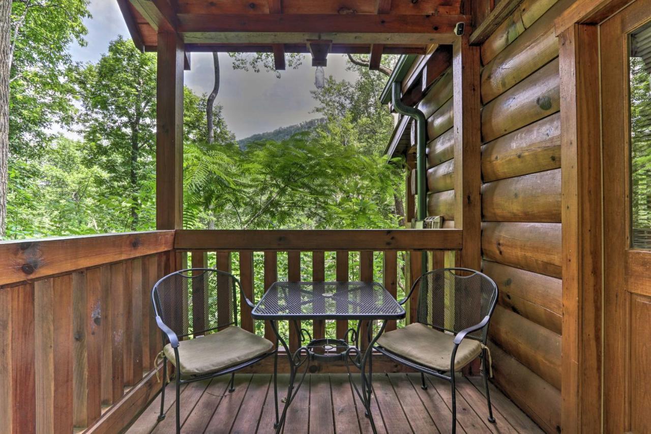 Gatlinburg Mountainside Escape With Deck And Hot Tub! Villa Exterior photo