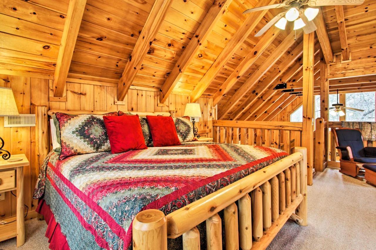 Gatlinburg Mountainside Escape With Deck And Hot Tub! Villa Exterior photo